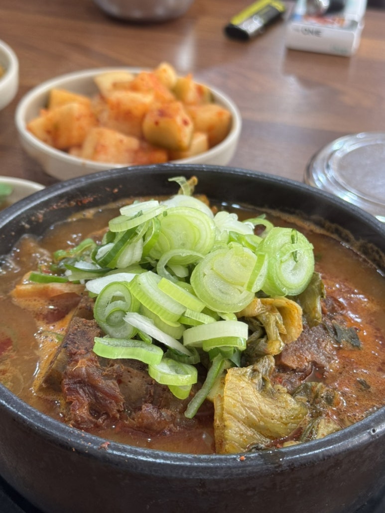 달봉아얼큰한뼈해장국 이미지