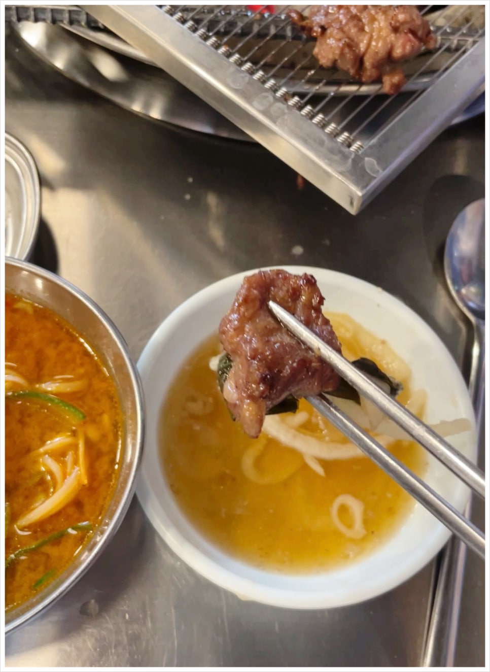 드럼통집 이미지