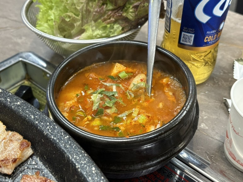 돼지네 사진 2
