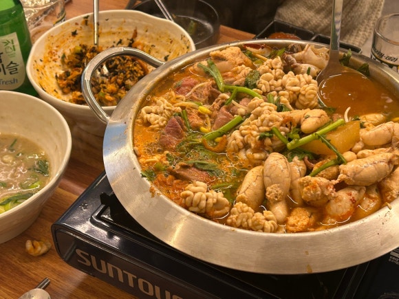 제주곤이칼국수 이미지