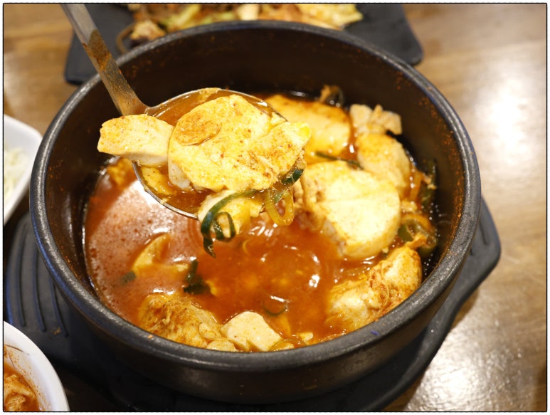 돈통마늘보쌈 이미지