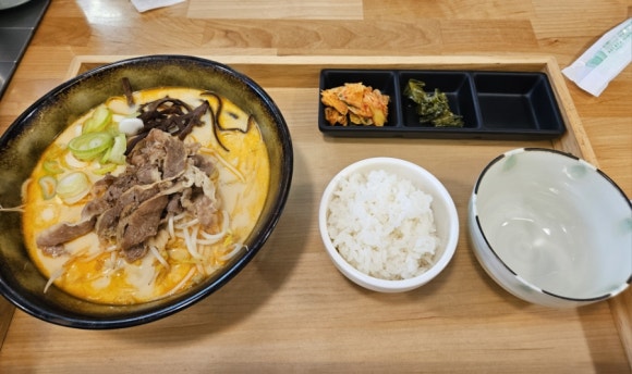 흥도식당 성남시청점 이미지