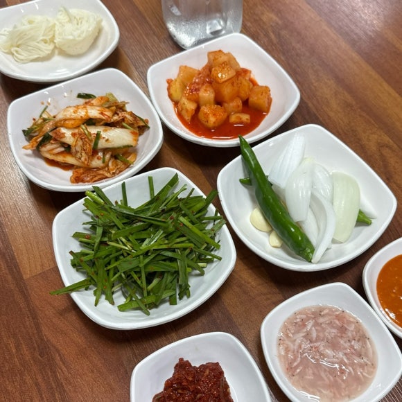 백세돼지국밥 이미지