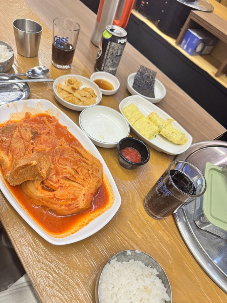 죽여주는 김치찜 이미지
