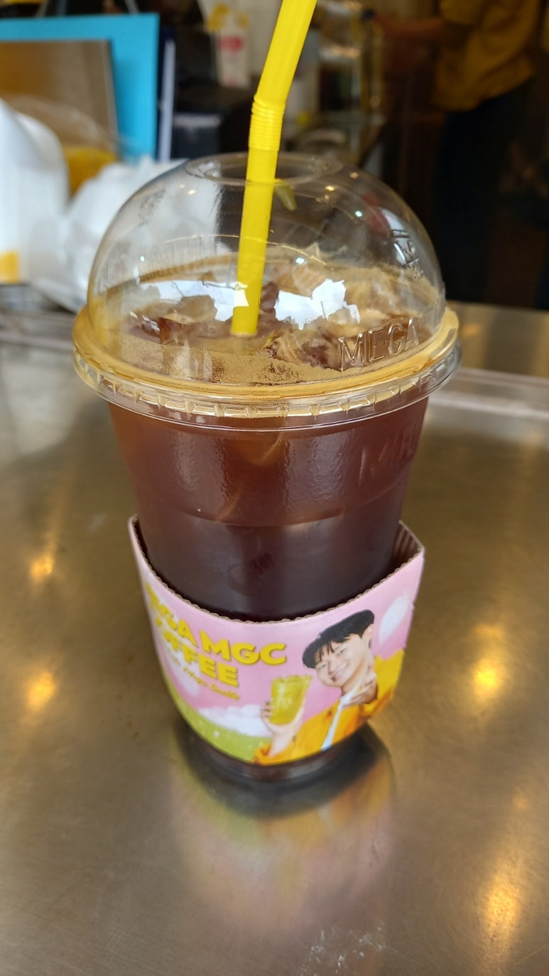 메가MGC커피 종로3가역점 사진 3