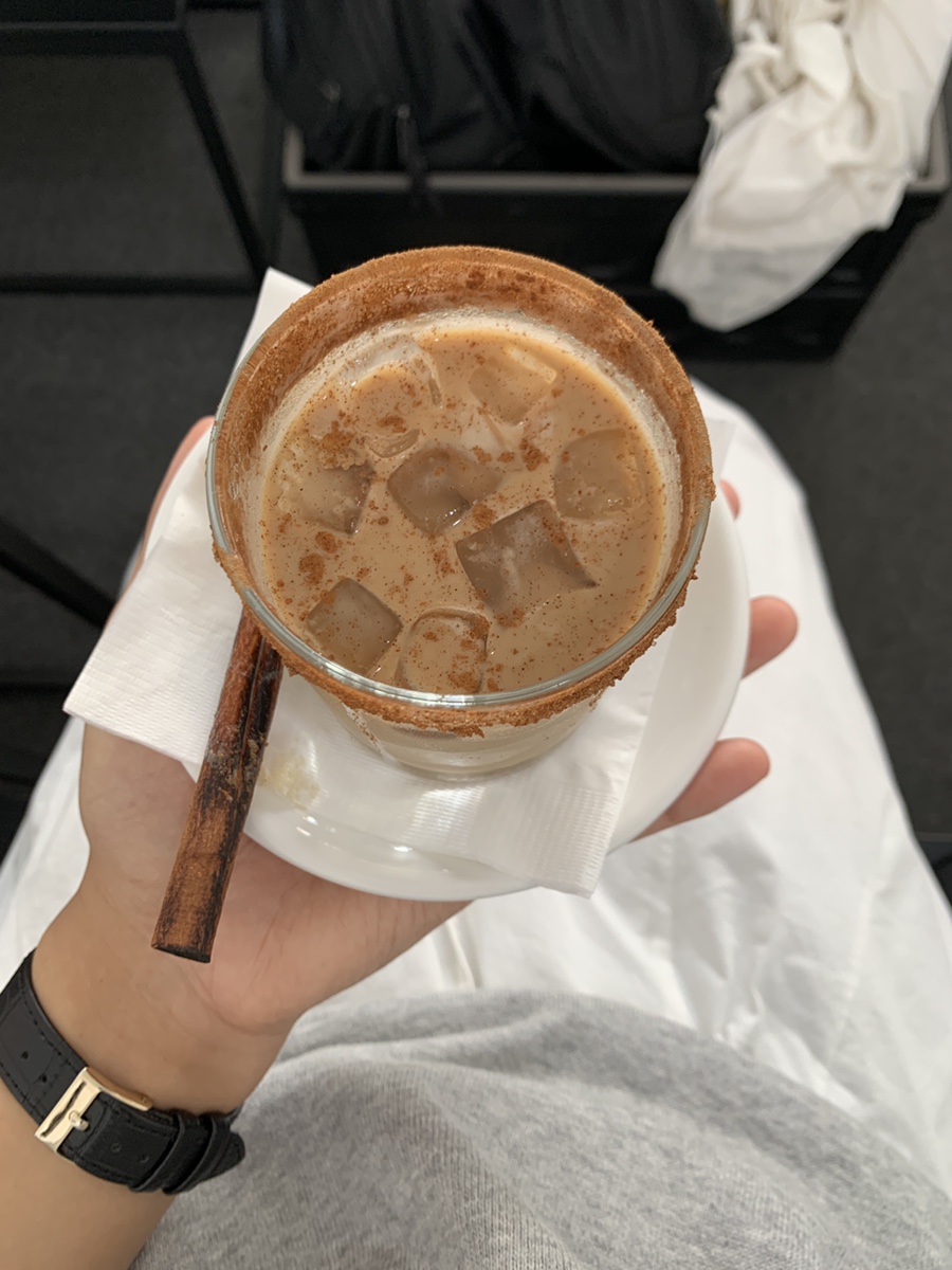 레테커피 이미지
