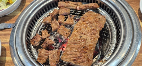 송죽잎 이미지