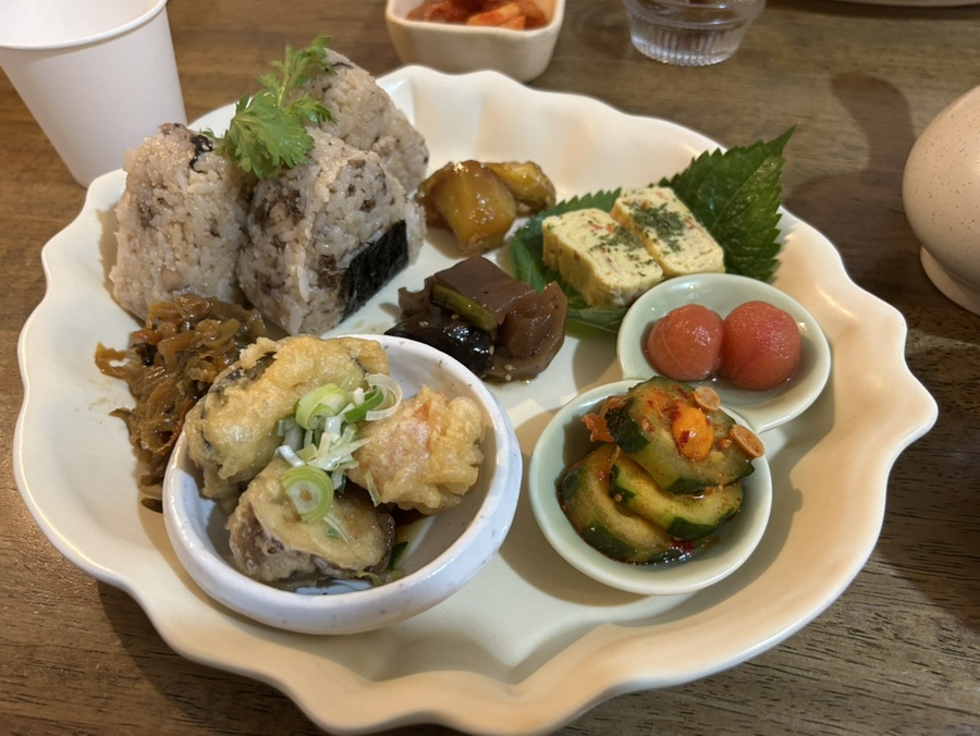 엄마반찬식당 이미지
