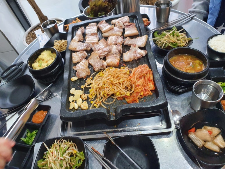 천돌축산 이미지