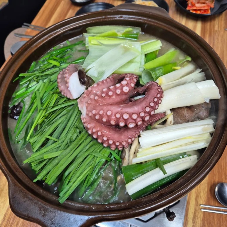 진가네돼지랑오리랑 이미지