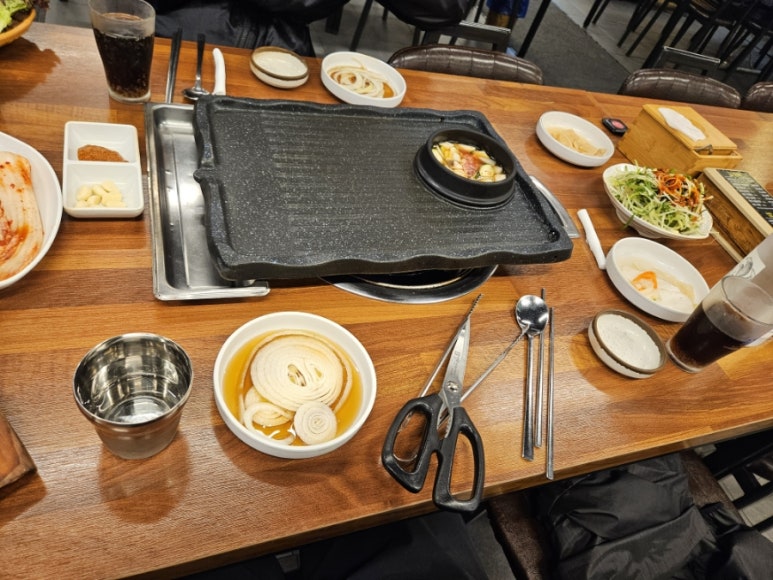 육선달 이미지