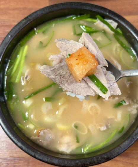 백세돼지국밥 이미지