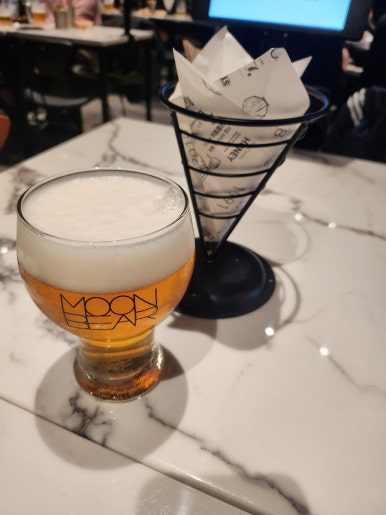 교촌치킨 양재 1호점 이미지