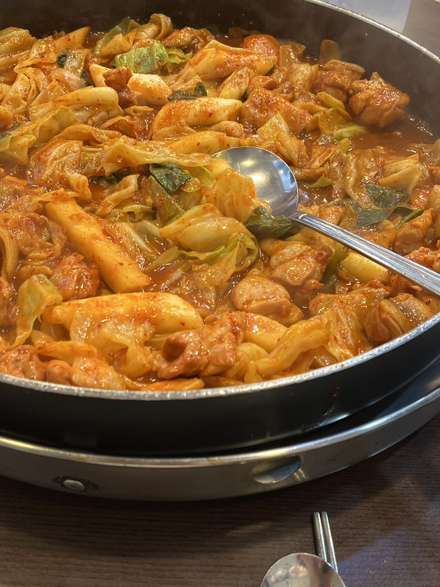 닭이봉원조춘천닭갈비 이미지