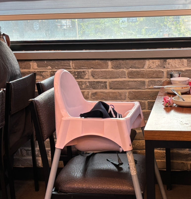 장충동원조왕족발 이미지