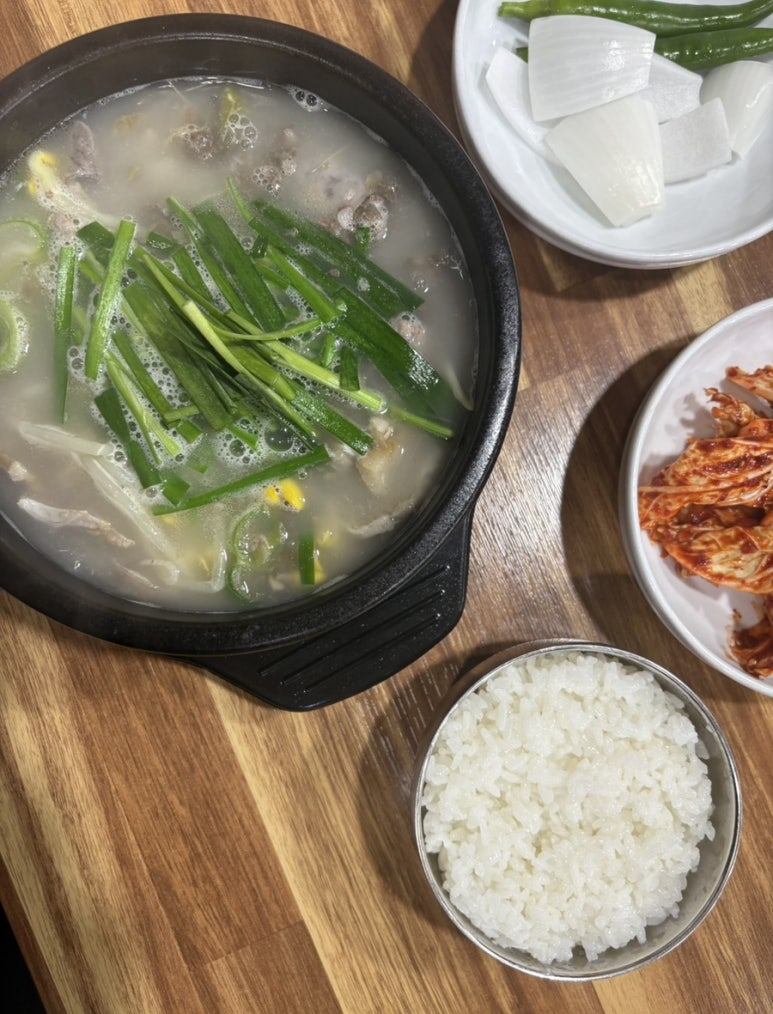 팔천순대국밥 이미지