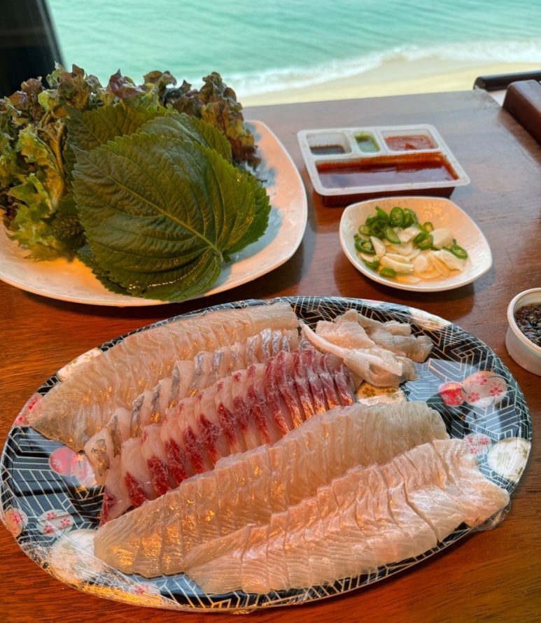 비치수산회센터 이미지