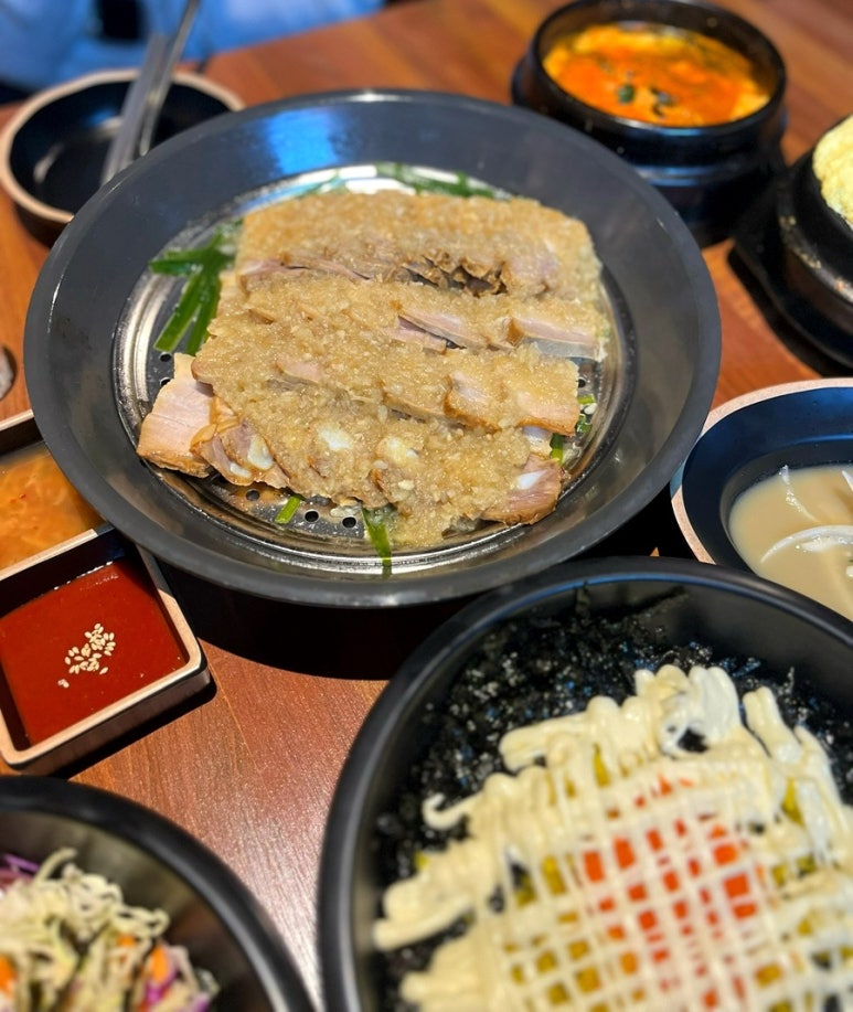 더맛있는족발보쌈충주 이미지