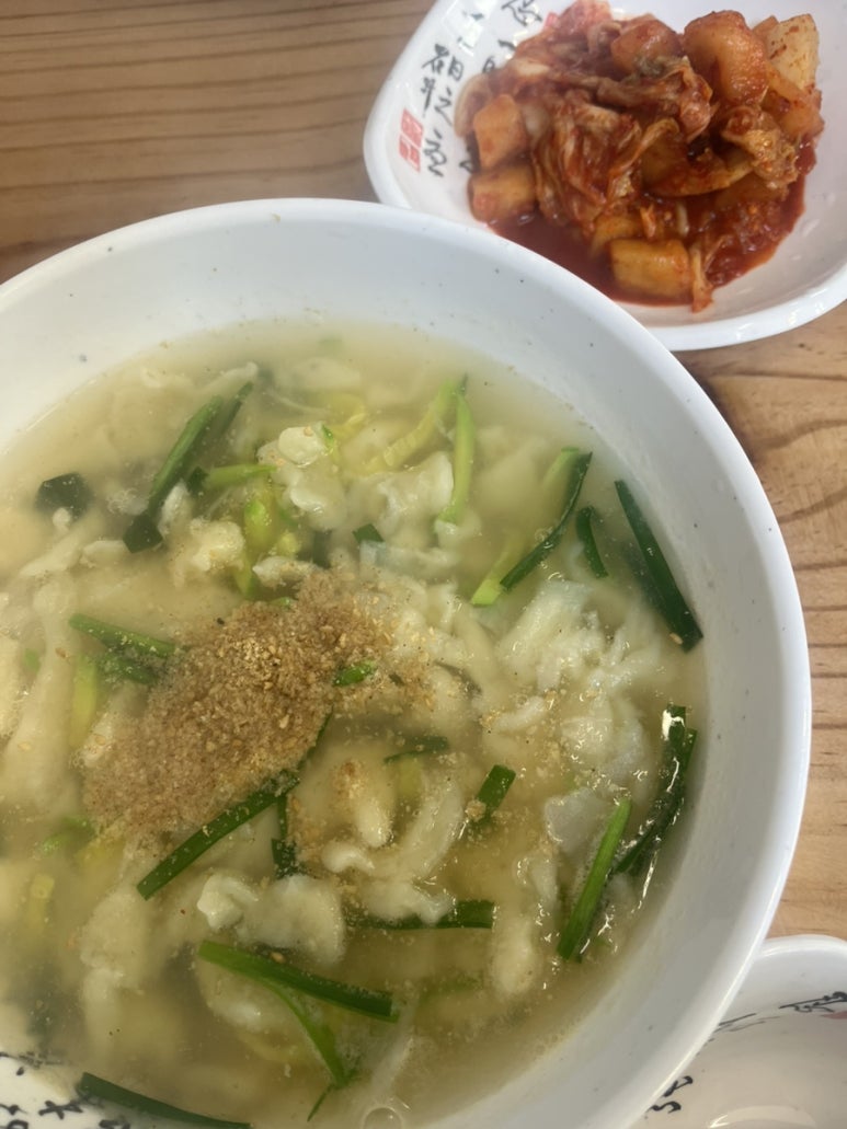 동서수제비 이미지
