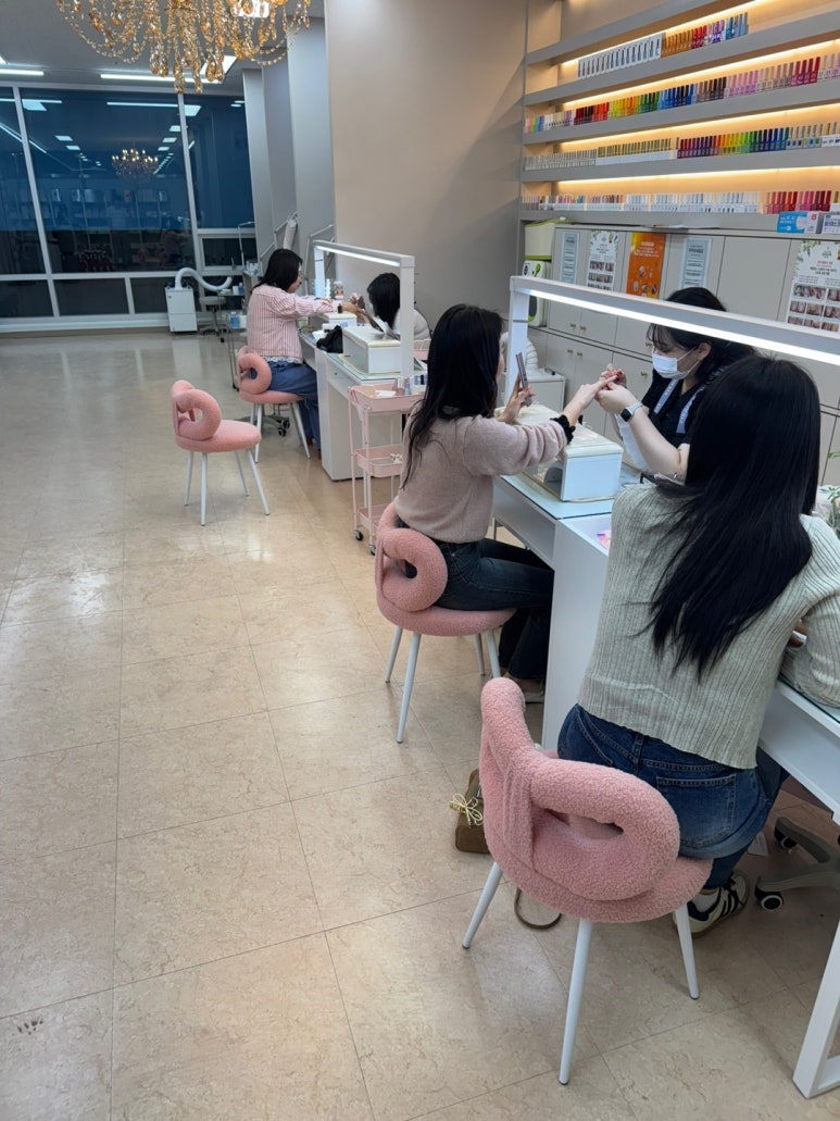 슈네일 이미지