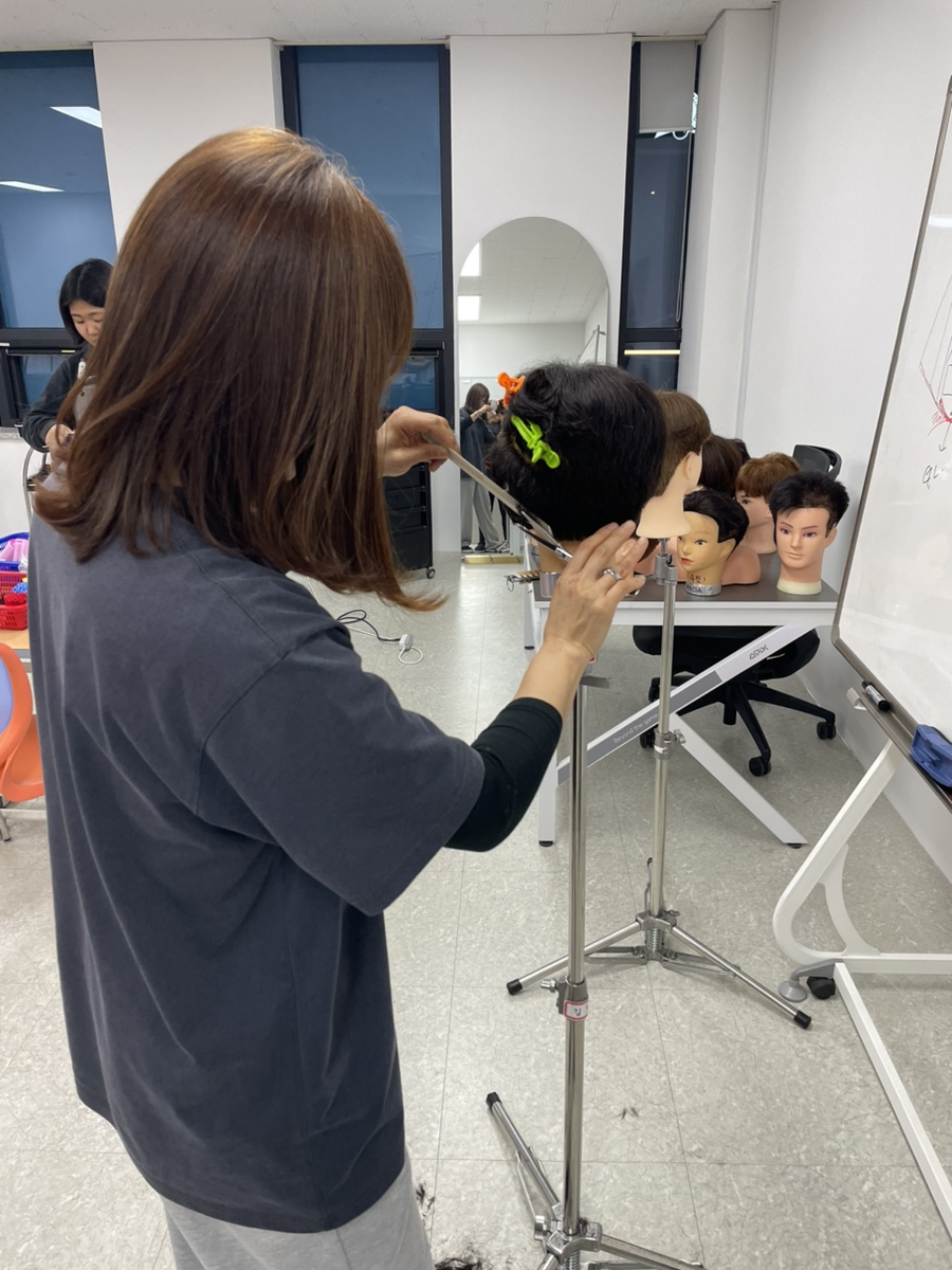 이지선미용학원 이미지