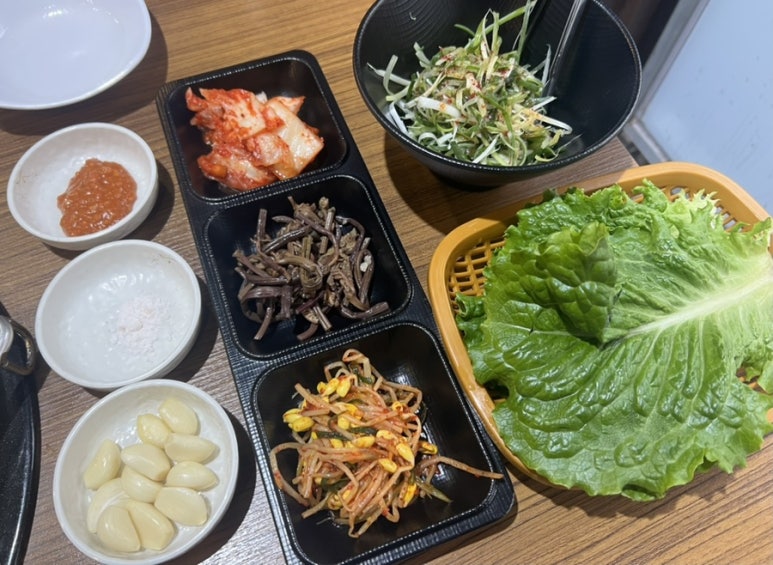 고기먹는날 돈생갈비 이미지