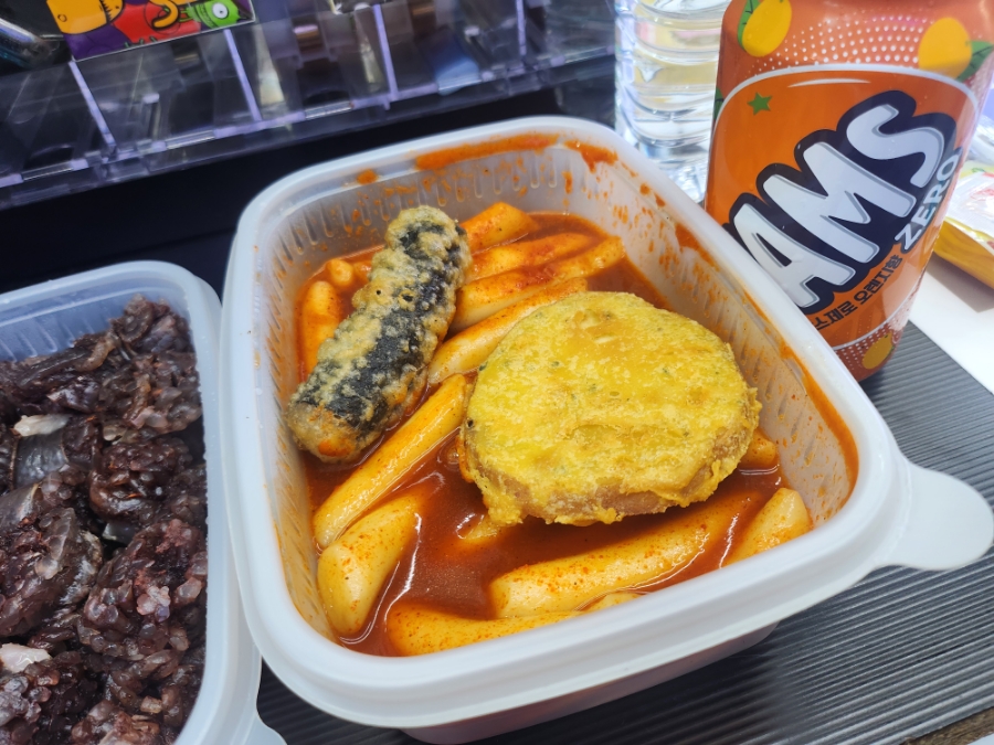 뽁떡떡볶이 이미지
