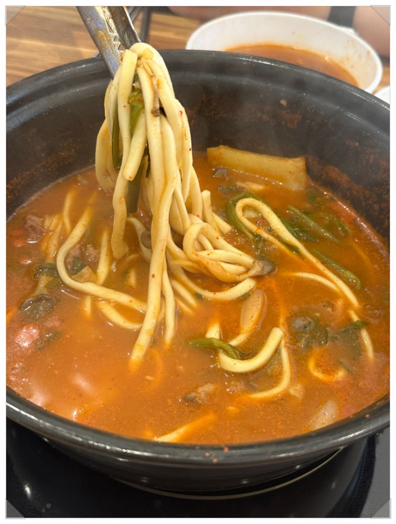 등촌샤브칼국수 이미지