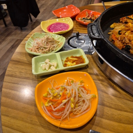 9.9춘천닭갈비 이미지
