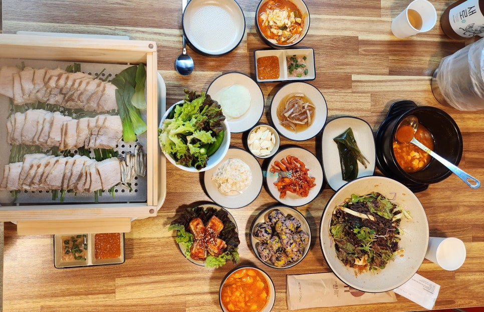유명환명품족발 이미지