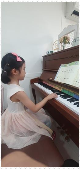 꿈꾸는피아노 이미지