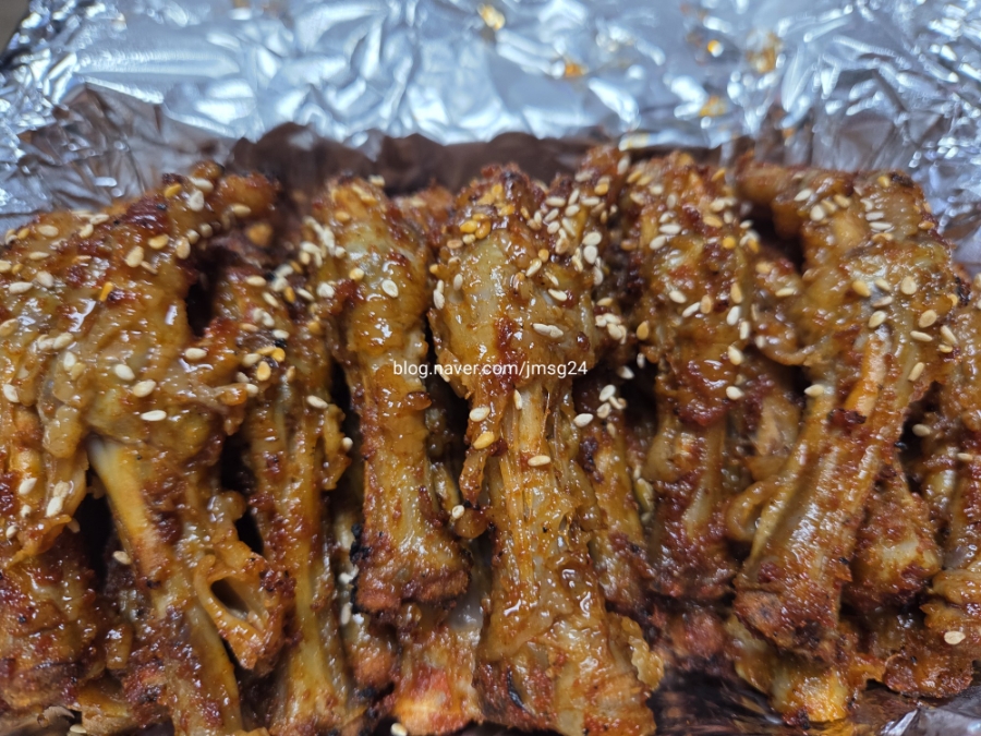 꼬꼬불닭발 이미지