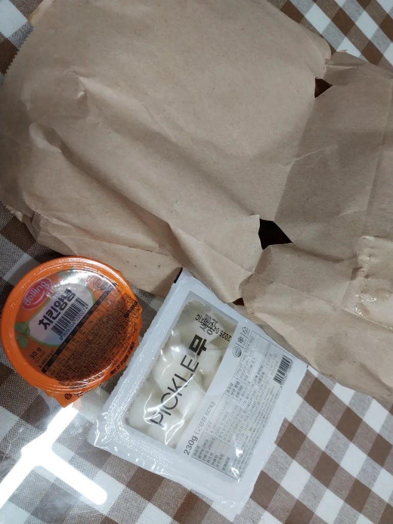 김밥이랑 옛날치킨 이미지