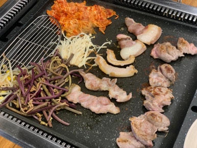 뒷고기와대패삼겹살 이미지