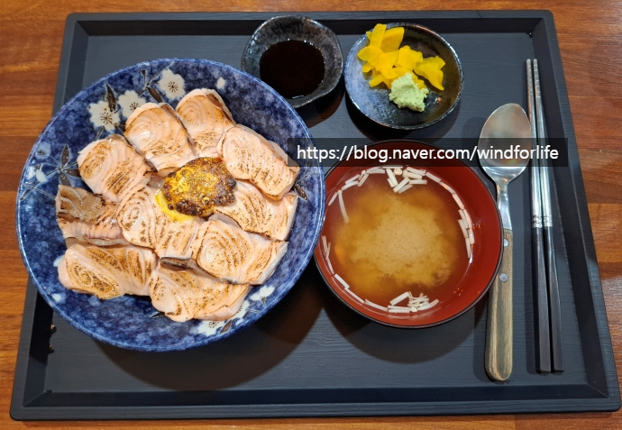 함박웃음식당 이미지