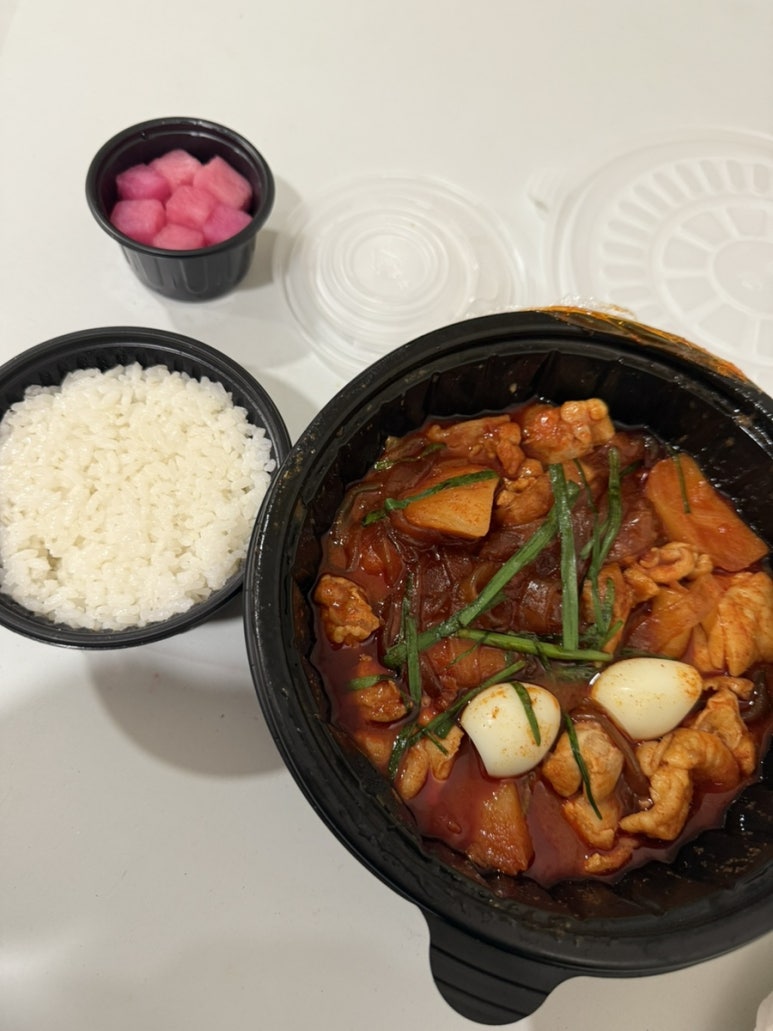 닭플릭스 이미지