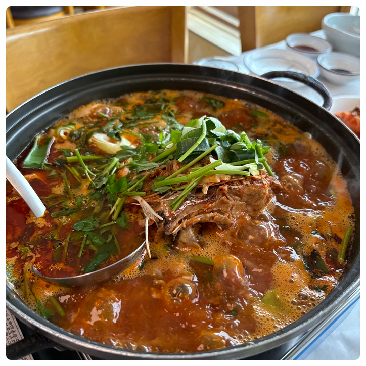 강변횟집 이미지