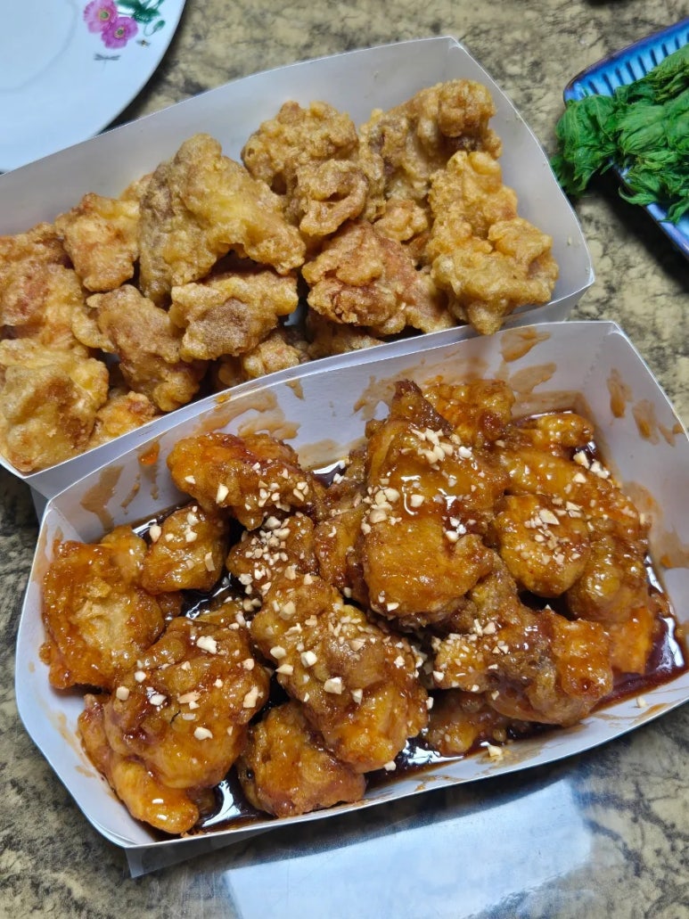 호식이두마리치킨 이미지