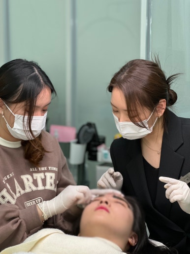 윈썸브로우 이미지