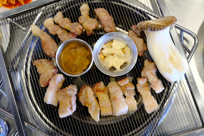 목살집 이미지