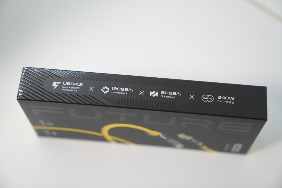 AOHi USB4 2.0 CtoC 케이블로 벨킨 썬더볼트독과 아이패드 프로 13인치 듀얼모니터 환경..120Gbp속도와 240W초고속충전 이미지 3