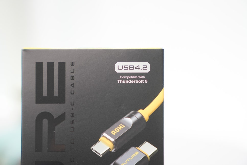 AOHi USB4 2.0 CtoC 케이블로 벨킨 썬더볼트독과 아이패드 프로 13인치 듀얼모니터 환경..120Gbp속도와 240W초고속충전 이미지 4