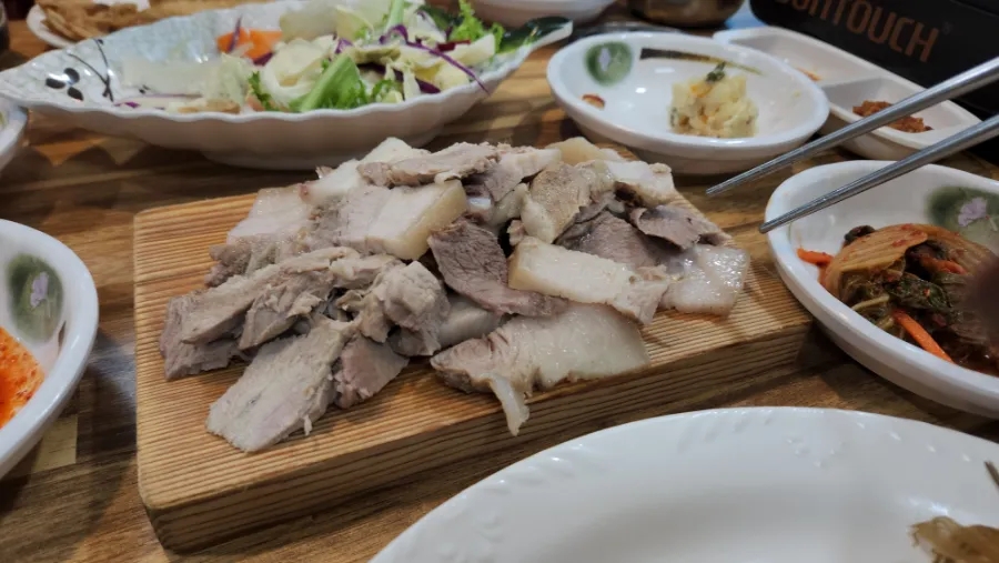 숲속의 컨벤션 이미지