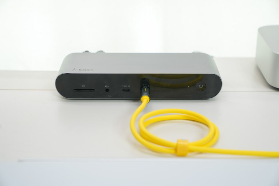AOHi USB4 2.0 CtoC 케이블로 벨킨 썬더볼트독과 아이패드 프로 13인치 듀얼모니터 환경..120Gbp속도와 240W초고속충전 이미지 15