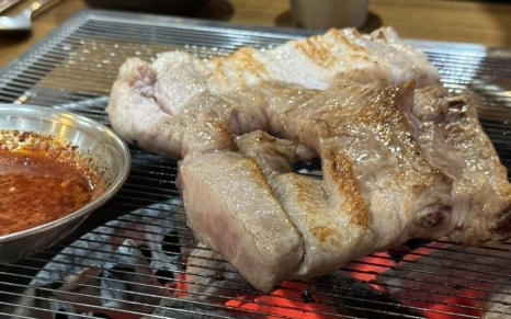 고기먹는날 돈생갈비 이미지