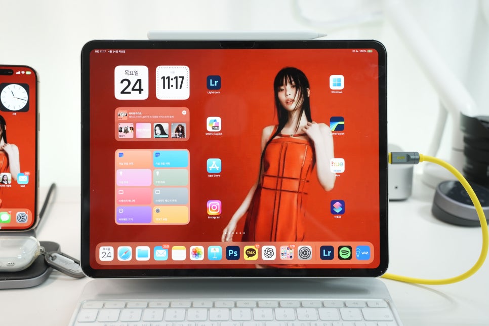AOHi USB4 2.0 CtoC 케이블로 벨킨 썬더볼트독과 아이패드 프로 13인치 듀얼모니터 환경..120Gbp속도와 240W초고속충전 이미지 16