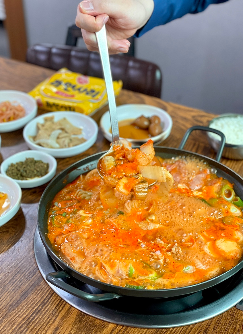 김가네부대찌개 이미지
