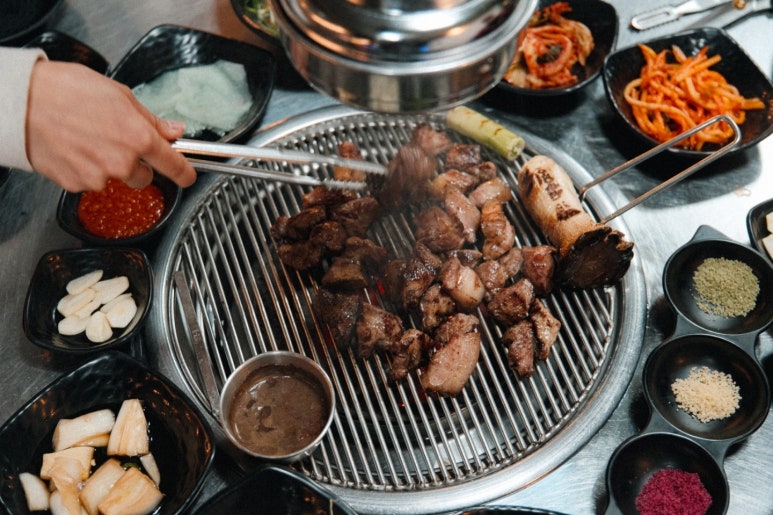 덕수아이흑돼지 이미지