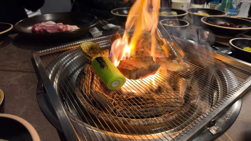 옥이네 고깃집 이미지