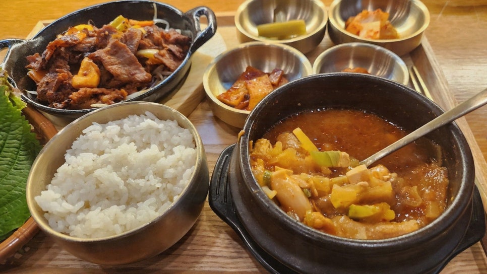 된장찌개고기구이한상궁신사동 이미지